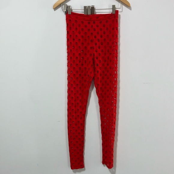 Red Textured Two-Piece Set - Picture 3 of 12